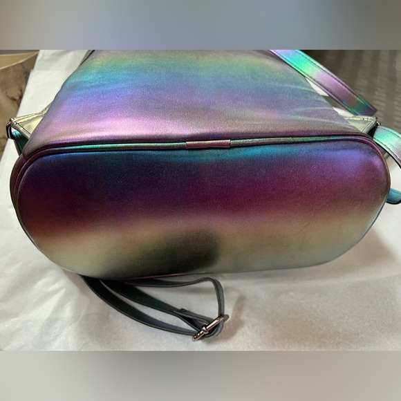 NEW Madden Girl Iridescent Purple CHROME Rainbow Backpack Bag purse OIL SLICK - Picture 4 of 7
